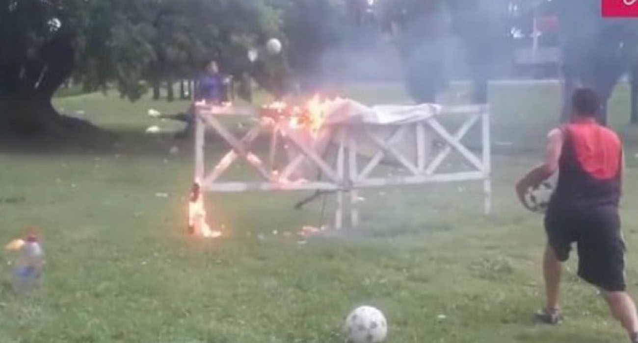 Tρέλα στην Αργεντινή! Φωτιές, κρέμασμα και βουτιές (φωτο +βίντεο)