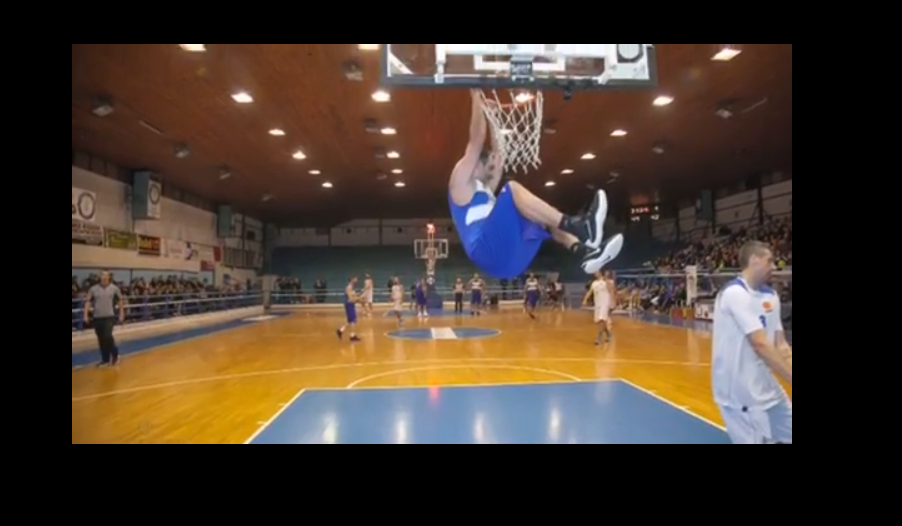 The DUNK…by Giannis Giannoulis (βίντεο)