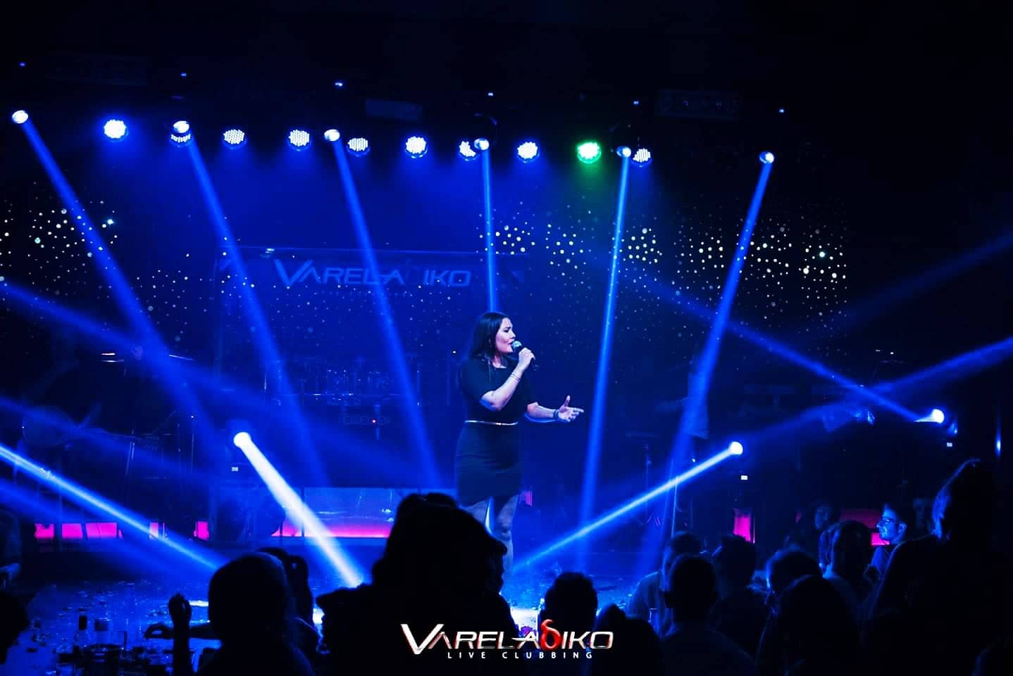 Μάγεψε στην πρεμιέρα της στο VARELAδIKO LIVE Clubbing η Εύα Ρήγα