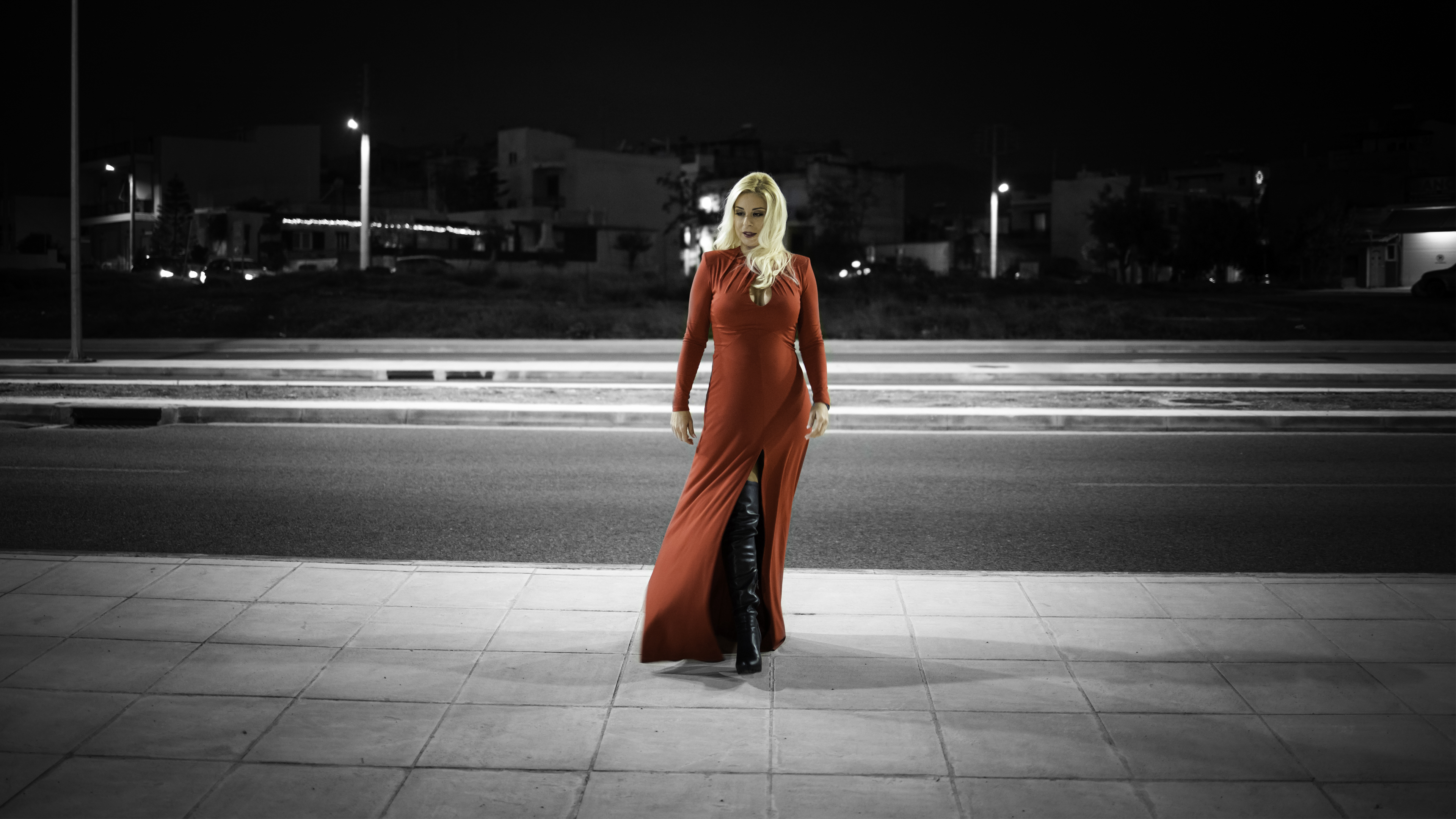 «Λεωφόρος»: Δυναμικό δισκογραφικό comeback για την Έλενα Ρίζου (βίντεο)