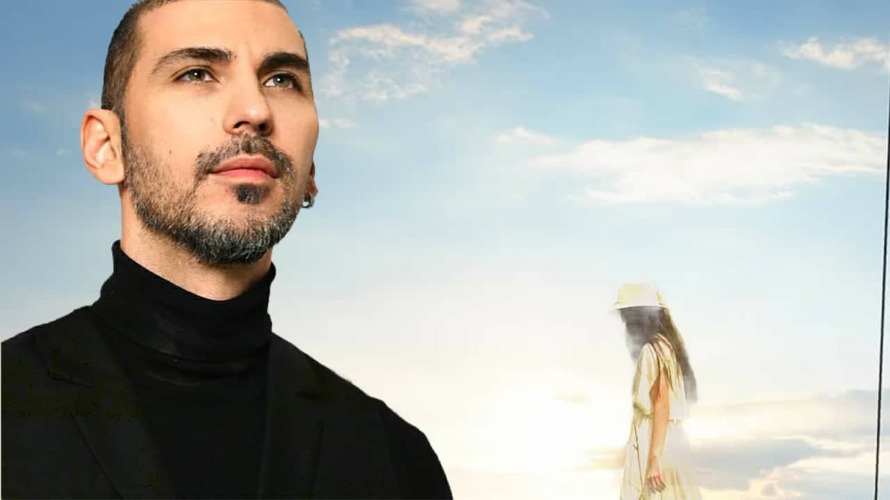 Σταύρος Παπαγιαννακόπουλος: Εντυπωσιάζει τo νέο single του αγαπημένου μουσικού της Δέσποινας Βανδή