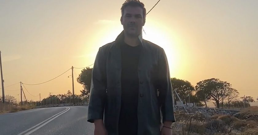 Γιώργος Σαμπάνης: Απόσπασμα από το νέο του τραγούδι γίνεται viral στο Τik Tok