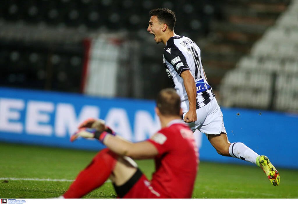 Ο Λευτέρης Λύρατζης αφιέρωσε το γκολ που σημείωσε στον πατέρα του