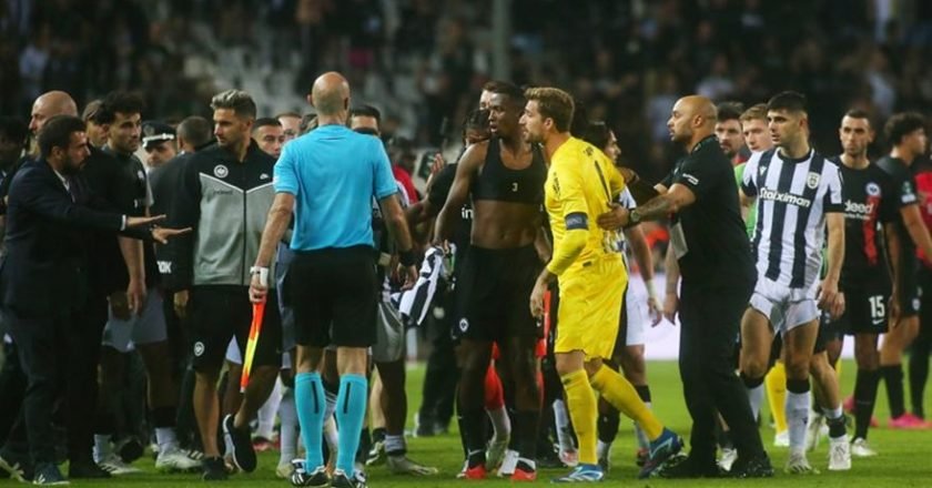 Μεγάλη ένταση στην Τούμπα με τη λήξη… με αφορμή ένα fair play, που δεν τήρησαν οι Γερμανοί