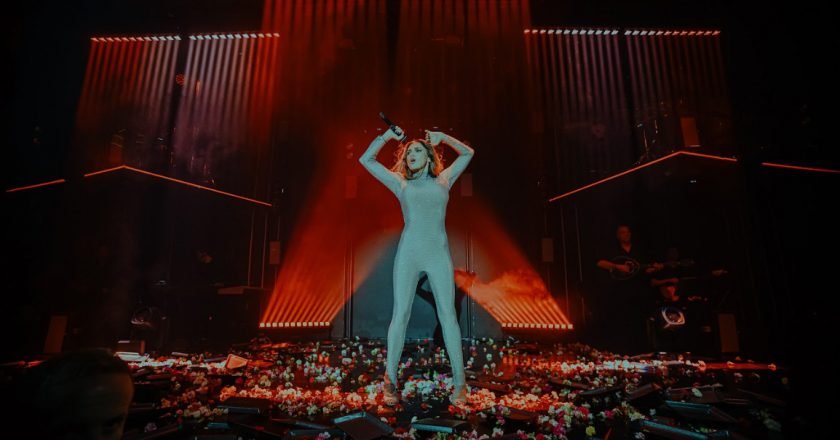 Εντυπωσιακή πρεμιέρα για την Αποστολία Ζώη στην Πάτρα!