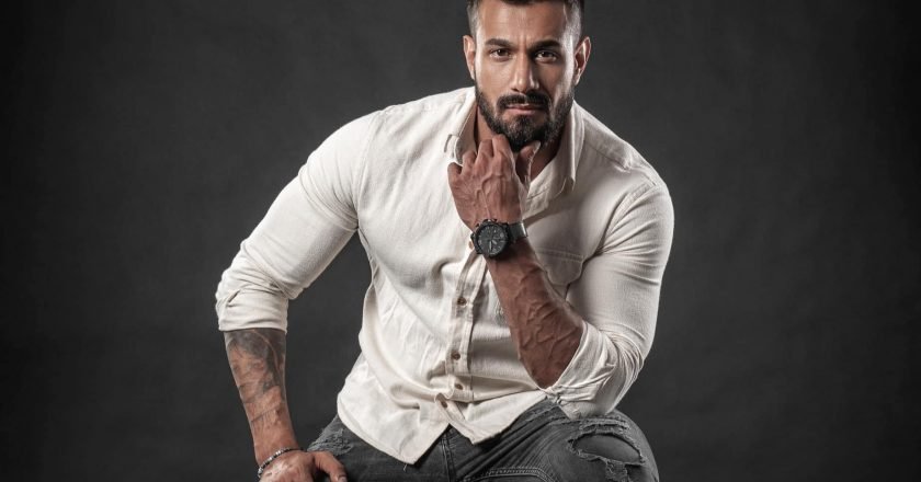 Idriz Sanie : Με φόντο Ακρόπολη τo δημόσιο ευχαριστώ του Αφγανού star στους Έλληνες για την αγάπη στο τραγούδι του  (βίντεο)