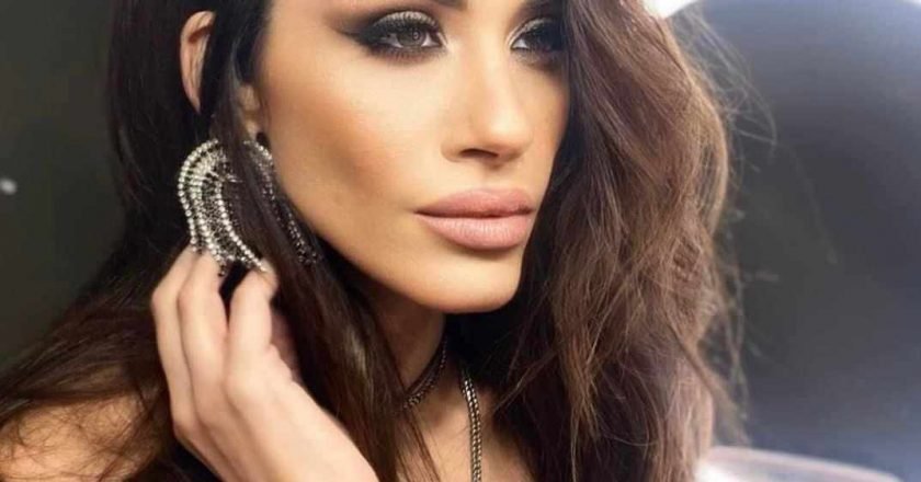 Με δυνατό μήνυμα για τη διαφορετικότητα το νέο τραγούδι της Μαρίας Κίου!