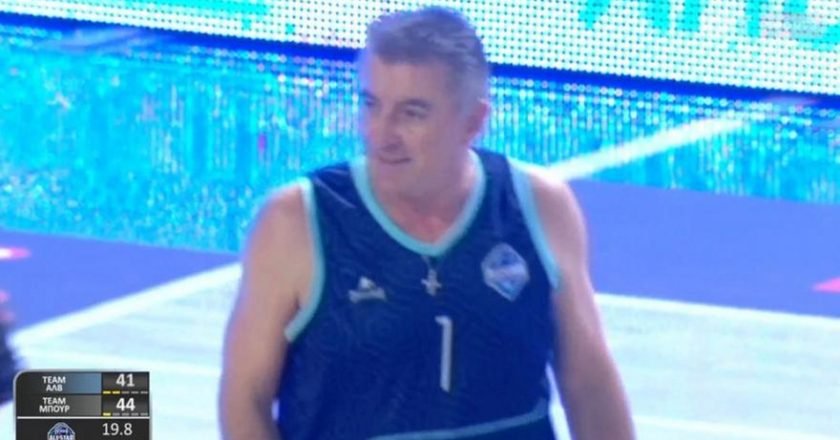 Το κλέψιμο στον Μπουρούση και το καλάθι του Ζαγοράκη!