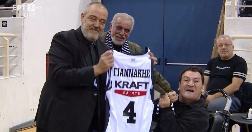 ΚΑΕ ΠΑΟΚ:Τιμήθηκε ο μικρός Γιαννάκης
