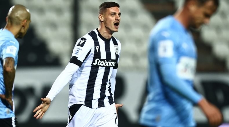 Ντεσπόντοφ: “Πρωταγωνίστρια είναι η ομάδα”
