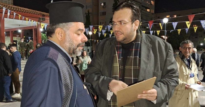 Σαρωτική συγκέντρωση υπογραφών του ΛΑ.Ο.Σ κατά της τεκνοθεσίας και της υιοθεσίας από ομόφυλα ζευγάρια- Το μήνυμα του προέδρου Φίλιππου Καμπούρη