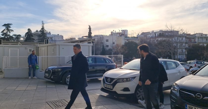 Στην Τούμπα για τις υπογραφές ο Λουτσέσκου!