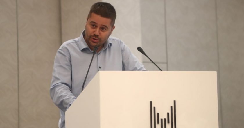 Ο Μάκης Γκαγκάτσης απόψε στη “Δίκη στο Open”