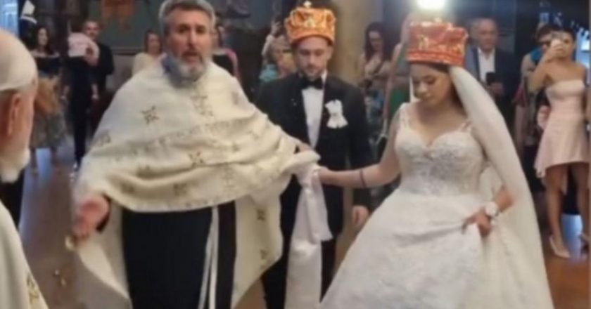 Ο Αντρίγια Ζίβκοβιτς παντρεύτηκε την αγαπημένη του Ελισάβετ