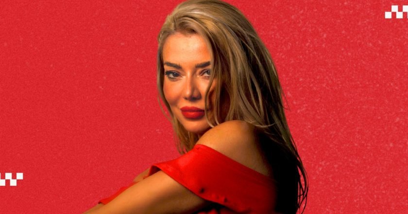 «Αποδείξεις»: Η Γωγώ Λιδάκη ερμηνεύει τη μεγάλη επιτυχία των Κυριάκου Παπαδόπουλου-Ηλία Φιλίππου!