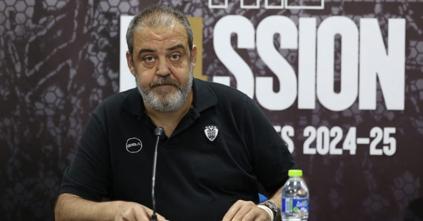 Ο πρόεδρος της ΚΑΕ ΠΑΟΚ, Θανάσης Χατζόπουλος, τοποθετήθηκε αναφορικά με την πορεία της μεταβίβασης του πλειοψηφικού πακέτου των μετοχών της ομάδας στον Αριστοτέλη Μυστακίδη!