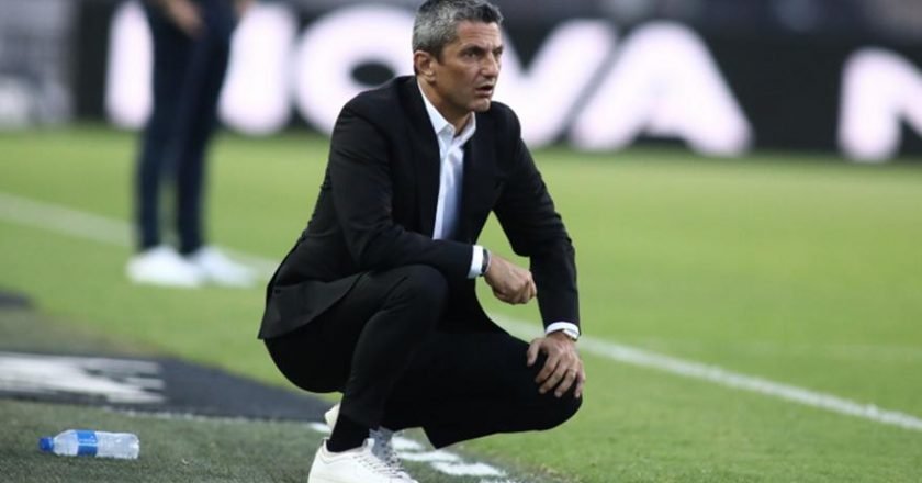 Λουτσέσκου: «Πνευματικά οι παίκτες ήταν ξεζουμισμένοι – Δεν σκέφτομαι μόνο την αμυντική λειτουργία της ομάδας»
