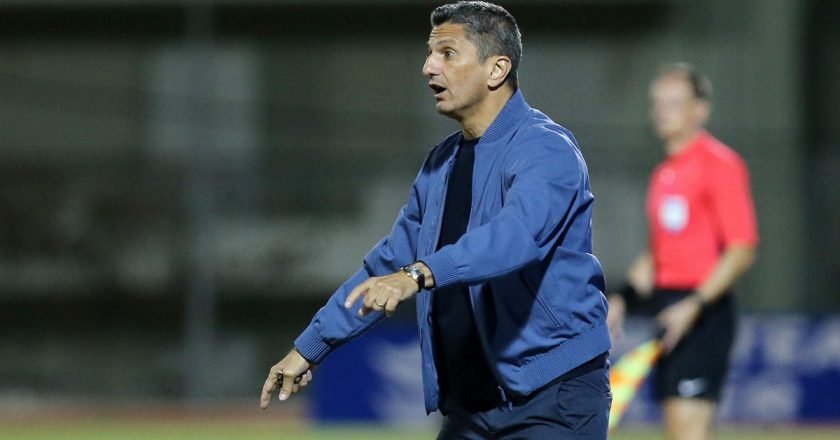 Μία άκρως επιθετική τριπλέτα φαίνεται πως έχει στο μυαλό του ο Ραζβάν Λουτσέσκου για το αυριανό παιχνίδι στην έδρα της Athens Kallithea