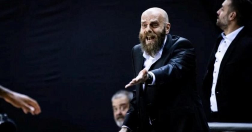 Στη συμπαράσταση των φίλων του ΠΑΟΚ στάθηκε ο Μάσιμο Καντσελιέρι μετά τη νίκη του «δικεφάλου» επί της Λίμπουργκ