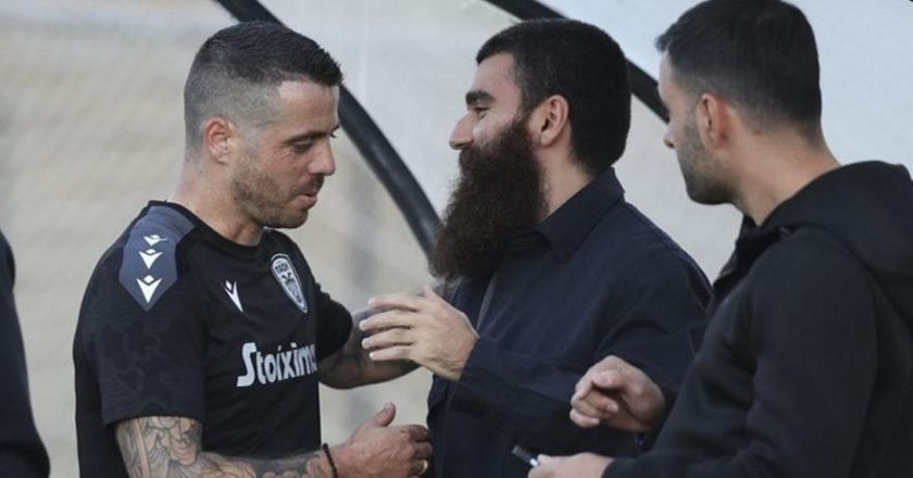 Τετ-α-τετ με ποδοσφαιριστές του ΠΑΟΚ είχε ο Γιώργος Σαββίδης