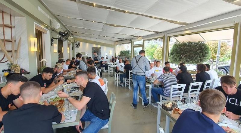 Με πρωτοβουλία του Αντρέ Βιεϊρίνια, οι παίκτες του ΠΑΟΚ θα γευματίσουν μετά το τέλος της σημερινής προπόνησης