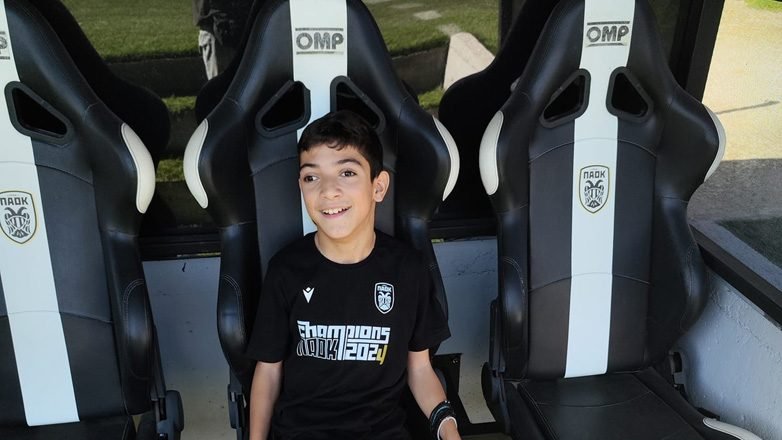 Ο μικρός Γιάννης Παπαστεφανάκης περιέγραψε το 4-0 του ΠΑΟΚ επί της Φερεντσβάρος και συγκίνησε…