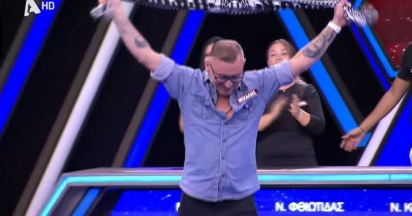 Παίκτης-οπαδός του ΠΑΟΚ, στο DEAL μετέτρεψε το στούντιο σε… Θύρα 4!