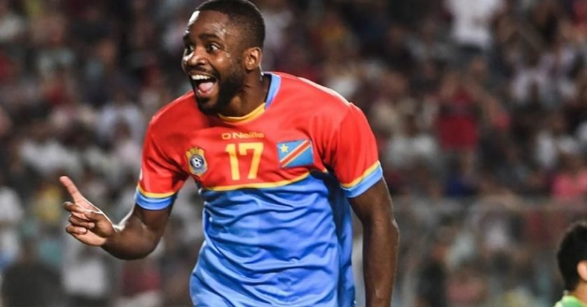 ΠΑΟΚ-Στο προσκήνιο παραμένει η απόκτηση φορ… με τον Σεντρίκ Μπακαμπού στην κορυφή της λίστας