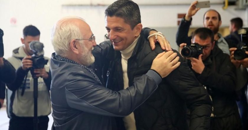 «Στον αέρα» βρίσκεται το μέλλον του Ραζβάν Λουτσέσκου στον ΠΑΟΚ