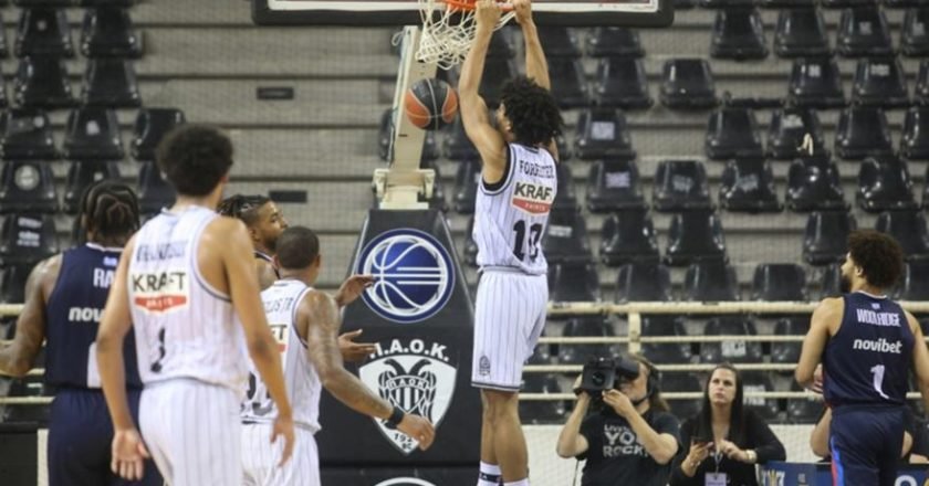 O ΠΑΟΚ διέλυσε τον Πανιώνιο με σκορ 94-78 στο «Παλατάκι» και ολοκλήρωσε τη σεζόν στην έκτη θέση