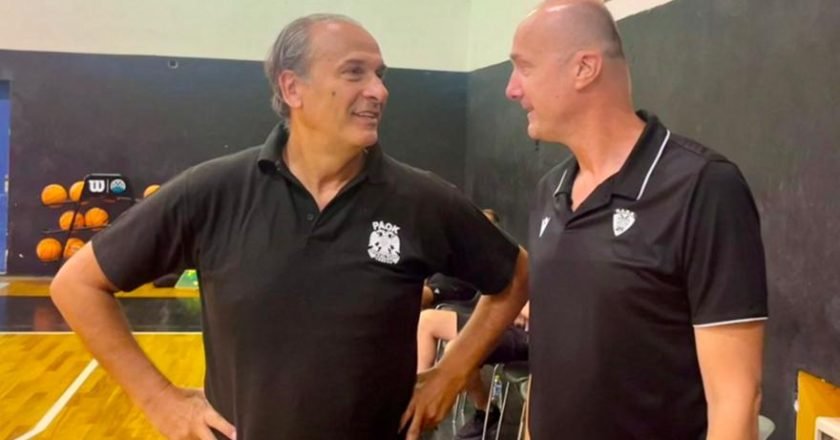 Ο Μπάνε Πρέλεβιτς επισκέφτηκε την προπόνηση του ΠΑΟΚ και τα είπε με τον παλιό του συμπαίκτη, αλλά και αντίπαλο, Γιούρι Ζντόβτς