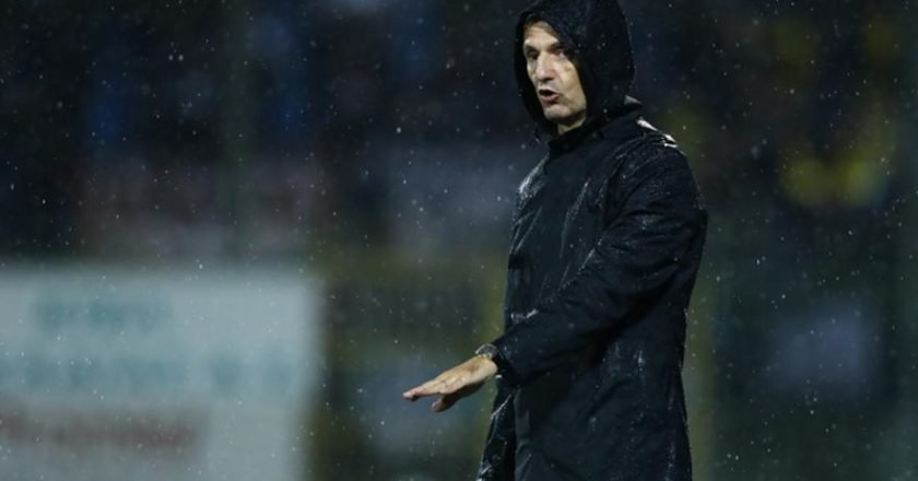 Λουτσέσκου: Τα δικά μας λάθη έφεραν το αποτέλεσμα