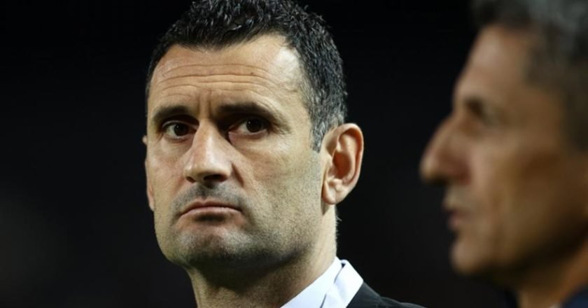 Μετά τη νίκη του ΠΑΟΚ επί του Ολυμπιακού, ο Χρήστος Καρυπίδης μίλησε με πάθος στους παίκτες του «δικεφάλου»