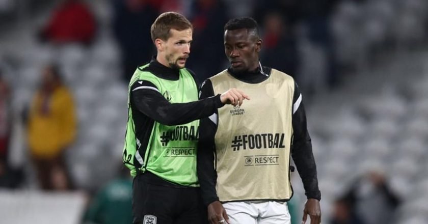 ΠΑΟΚ: Χάνουν τον Βόλο οι Καμαρά και Κεντζιόρα