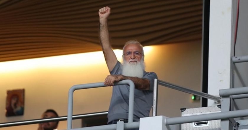 Ιβάν Σαββίδης: «Μπορείτε να γράψετε ιστορία»