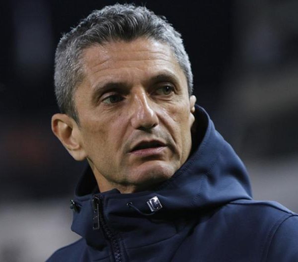 Οι σκέψεις Λουτσέσκου για την ενδεκάδα με την Μπραν