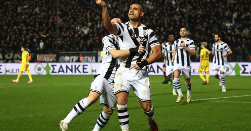 Τέλος στα σενάρια αναφορικά με την αποχώρησή του από τον ΠΑΟΚ έβαλε ο Γιώργος Γιακουμάκης, σύμφωνα με ΜΜΕ της Βραζιλίας