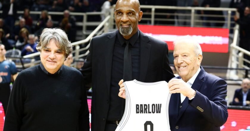 Ο Κεν Μπάρλοου τιμήθηκε στην PAOK Sports Arena