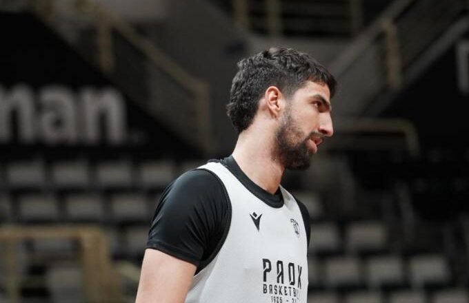 ΠΑΟΚ: Έτοιμος για ντεμπούτο ο Χουγκάζ