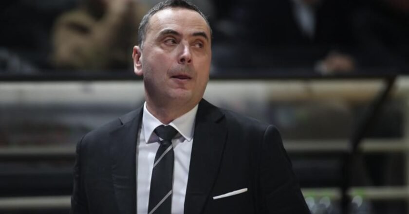 Μετά την ήττα του ΠΑΟΚ από τον Παναθηναϊκό, ο Παντελής Μπούτσκος στάθηκε στις λεπτομέρειες που έκριναν το ματς