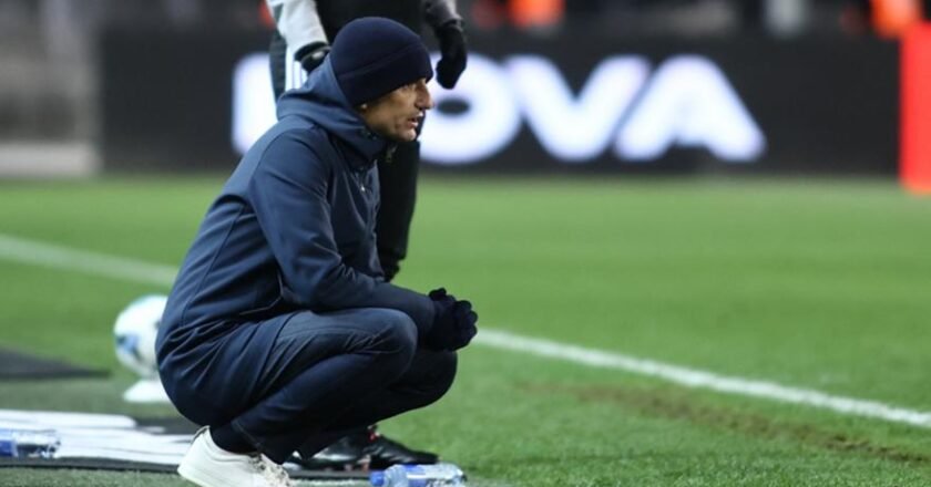 O Ραζβάν Λουτσέσκου καταστρώνει τα πλάνα του για το αυριανό ντέρμπι με τον Άρη στο «Κλεάνθης Βικελίδης»