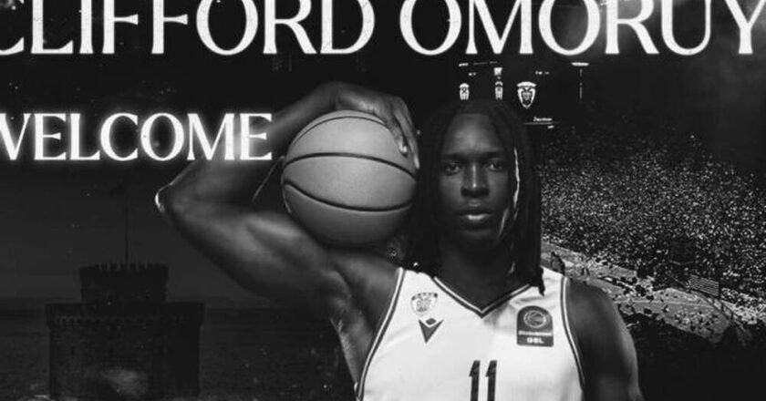 Παίκτης του ΠΑΟΚ με κάθε επισημότητα είναι ο Νιγηριανός σέντερ Κλίφορντ Ομορούγι