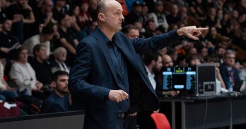 Ικανοποιημένος από την καλή εμφάνιση του ΠΑΟΚ στη Σλοβακία έμεινε ο Γιούρι Ζντοβτς μετά τη νίκη επί της Πρίεβιτζα