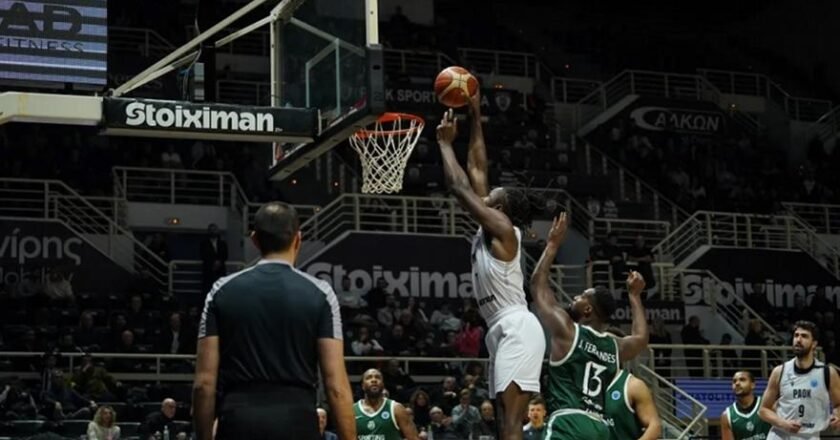 Στην αντίδραση που περιμένει να έχουν οι παίκτες του ΠΑΟΚ στάθηκε ο Γιούρι Ζντοβτς, ενόψει του προημιτελικού του Κυπέλλου με τον Παναθηναϊκό