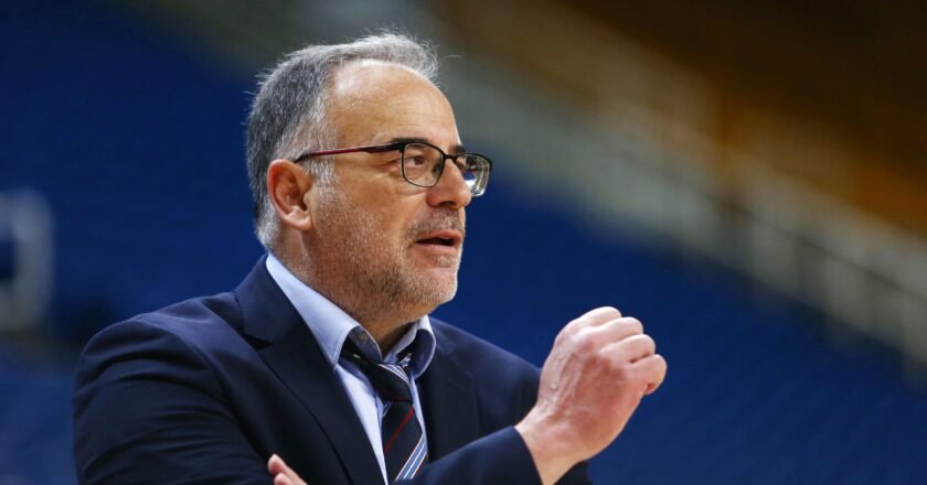 Την τελευταία του πνοή έπειτα από καρδιακή προσβολή, άφησε σε ηλικία μόλις 60 ετών, ο Θανάσης Σκουρτόπουλος