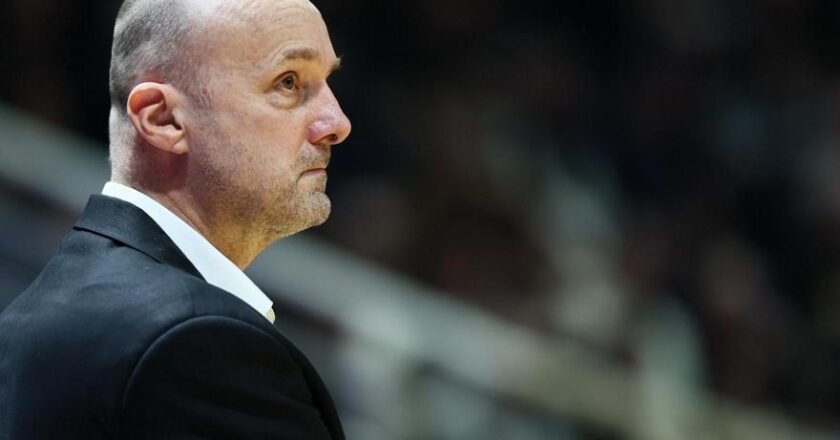 Ζντοβτς: «Είδα φοβισμένα πρόσωπα και αυτό με εκνευρίζει και με απογοητεύει»