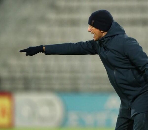 Λουτσέσκου: «Έχουμε δείξει πως βγάζουμε αντίδραση, αυτό πρέπει να κάνουμε και τώρα»