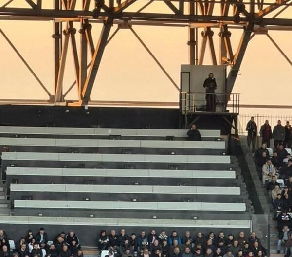 Πρόστιμο σε ΠΑΕ ΠΑΟΚ και 13 οπαδούς από τη ΔΕΑΒ για τους προπηλακισμούς δημοσιογράφων στην Τούμπα