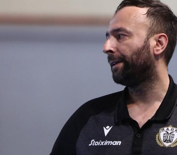 Στο αήττητο της έδρας του ΠΑΟΚ στάθηκε ο Μπάμπης Ανανιάδης μετά τη νίκη επί της ΑΕΚ στον δεύτερο ημιτελικό της Handball Premier