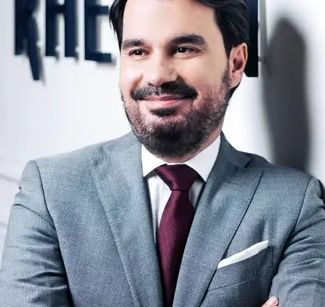 Ο Ανδρέας Παπαμιμίκος, ο οποίος αναλαμβάνει ρόλο συμβούλου του Ιβάν Σαββίδη στην ΠΑΕ ΠΑΟΚ, αναμένεται να δώσει συνέντευξη Τύπου το μεσημέρι